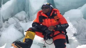 nepali mountaineer kami rita sherpa climb 32nd time everest